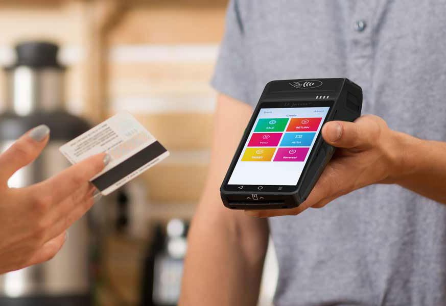 QD2 terminal taking contactless payment